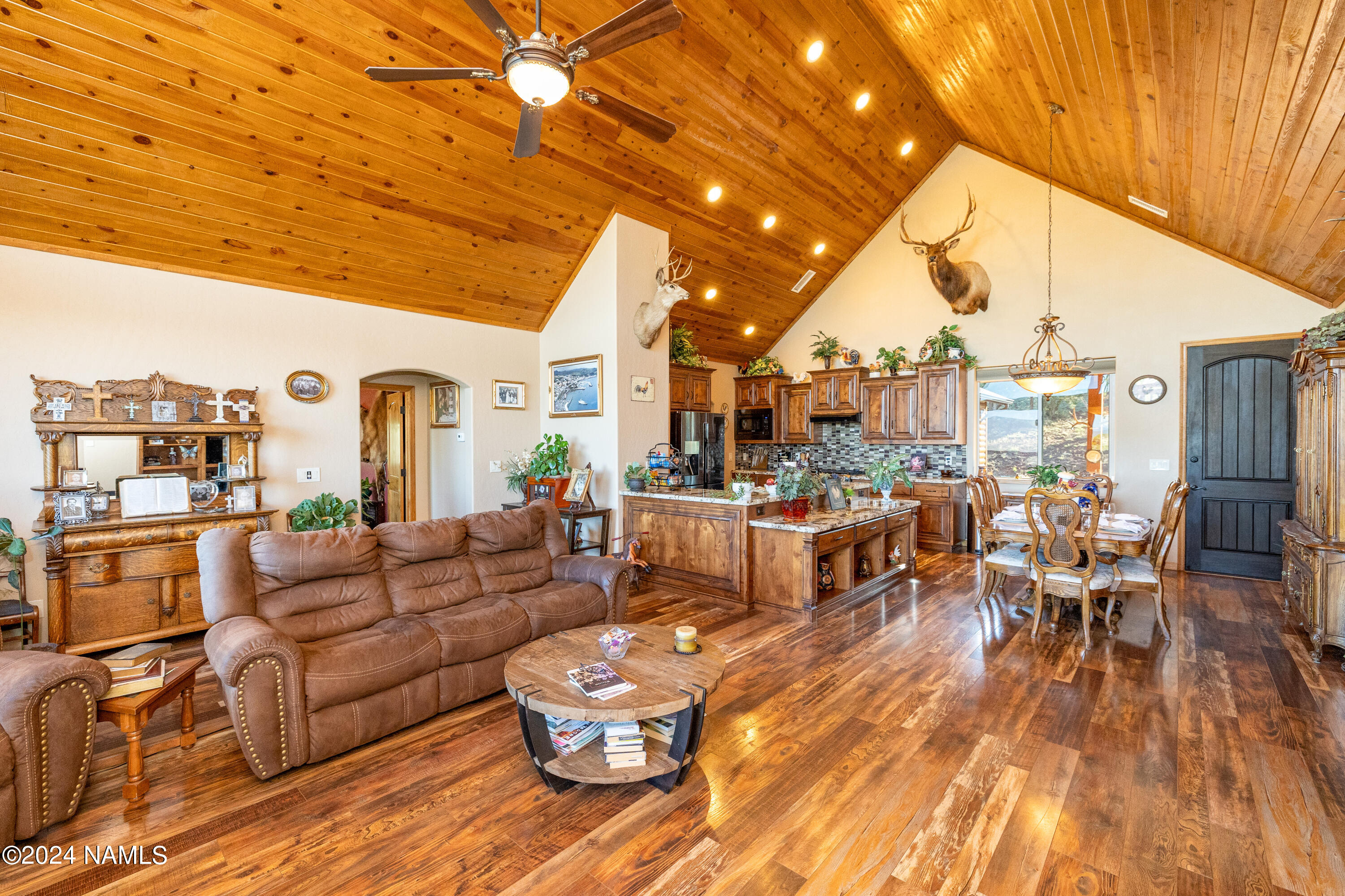 660 West Flushing Quail Road Williams, AZ 86046 - Photo 10 of 49 CP-57
