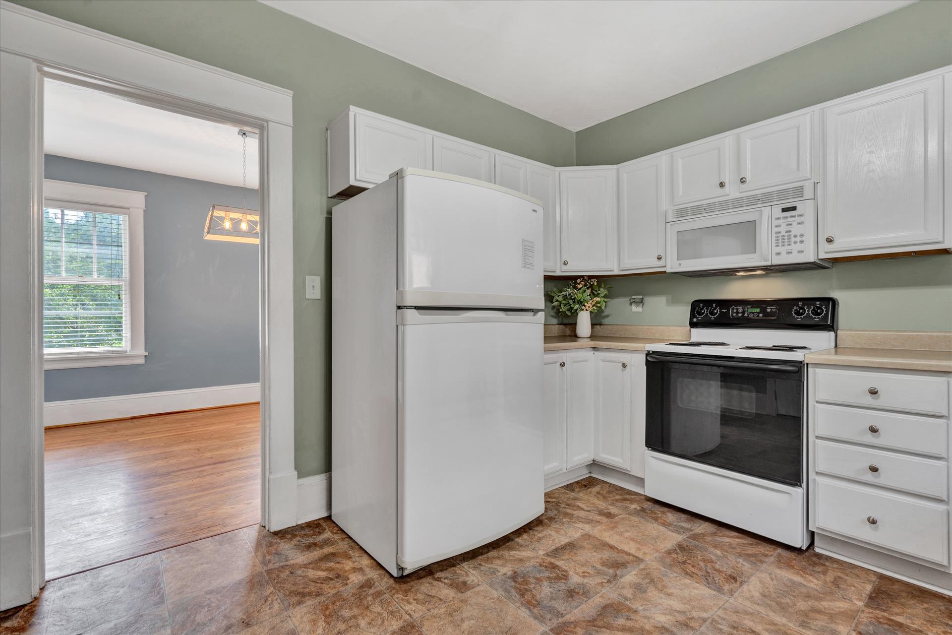 2620 Spring Road Southwest Roanoke, VA 24015 - Photo 12 of 32 DSC8516