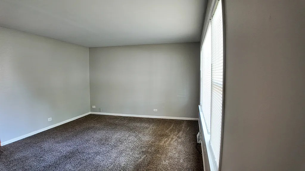 11604 South Kenneth Avenue Alsip, IL 60803 - Photo 3 of 26 a view of a small space