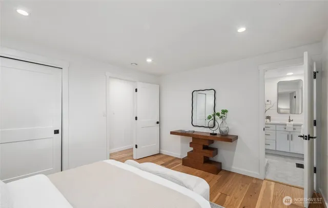 $4,300 | 201 165th Avenue Northeast, Bellevue, WA 98008