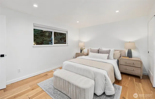 $4,300 | 201 165th Avenue Northeast, Bellevue, WA 98008