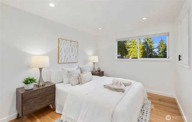 $4,300 | 201 165th Avenue Northeast, Bellevue, WA 98008