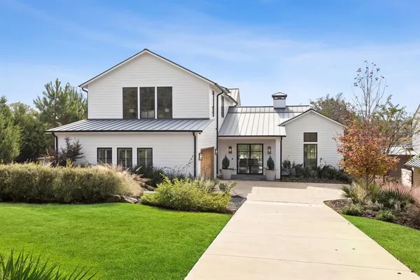 $3,325,000 | 13920 Waterside Court, Malakoff, TX 75148