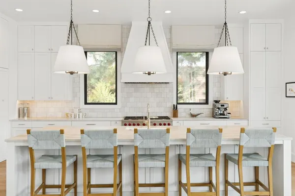 $3,325,000 | 13920 Waterside Court, Malakoff, TX 75148