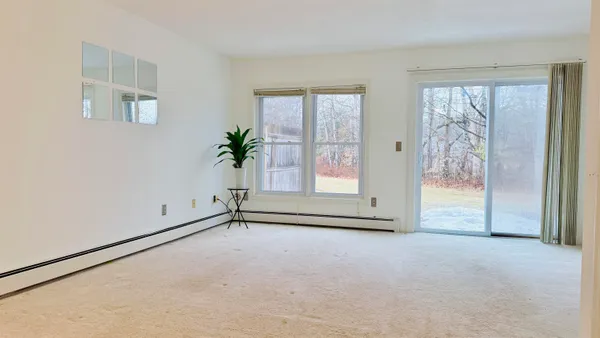 $220,000 | 14 Turner Place, Unit 343, Enfield, NH 03748
