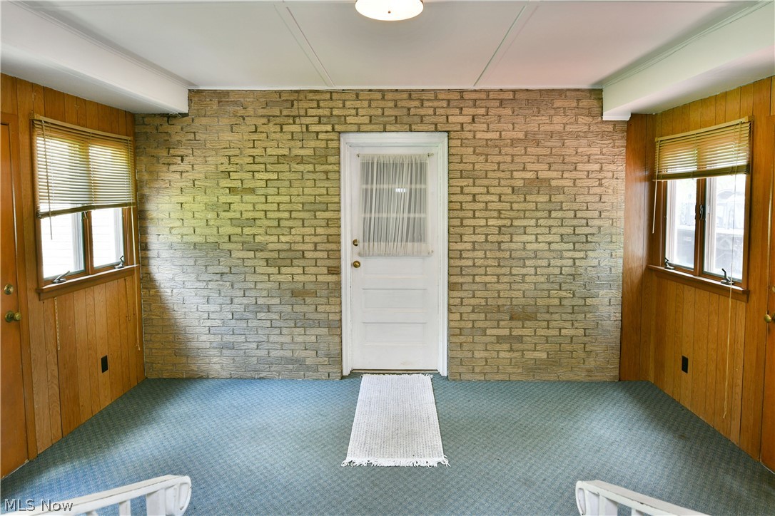 2141 North Road Northeast Warren, OH 44483 - Photo 46 of 50