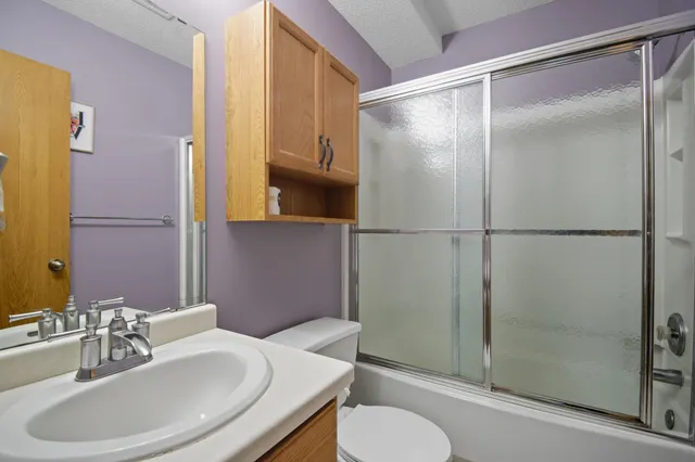 $279,999 | 1802 18th Street Southwest, Austin, MN 55912