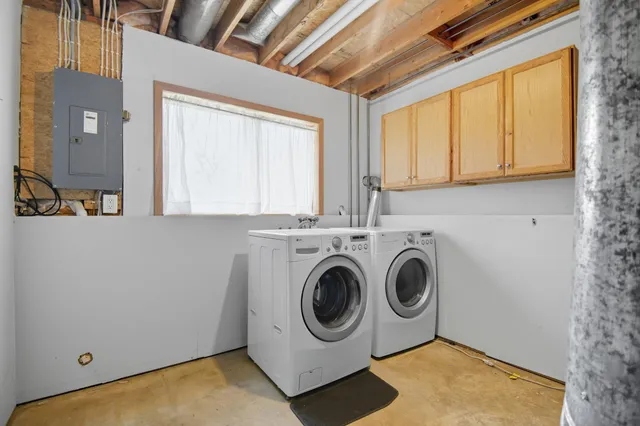 $279,999 | 1802 18th Street Southwest, Austin, MN 55912