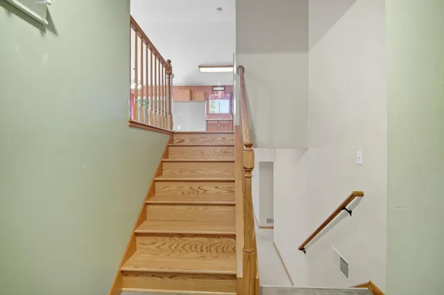 $279,999 | 1802 18th Street Southwest, Austin, MN 55912