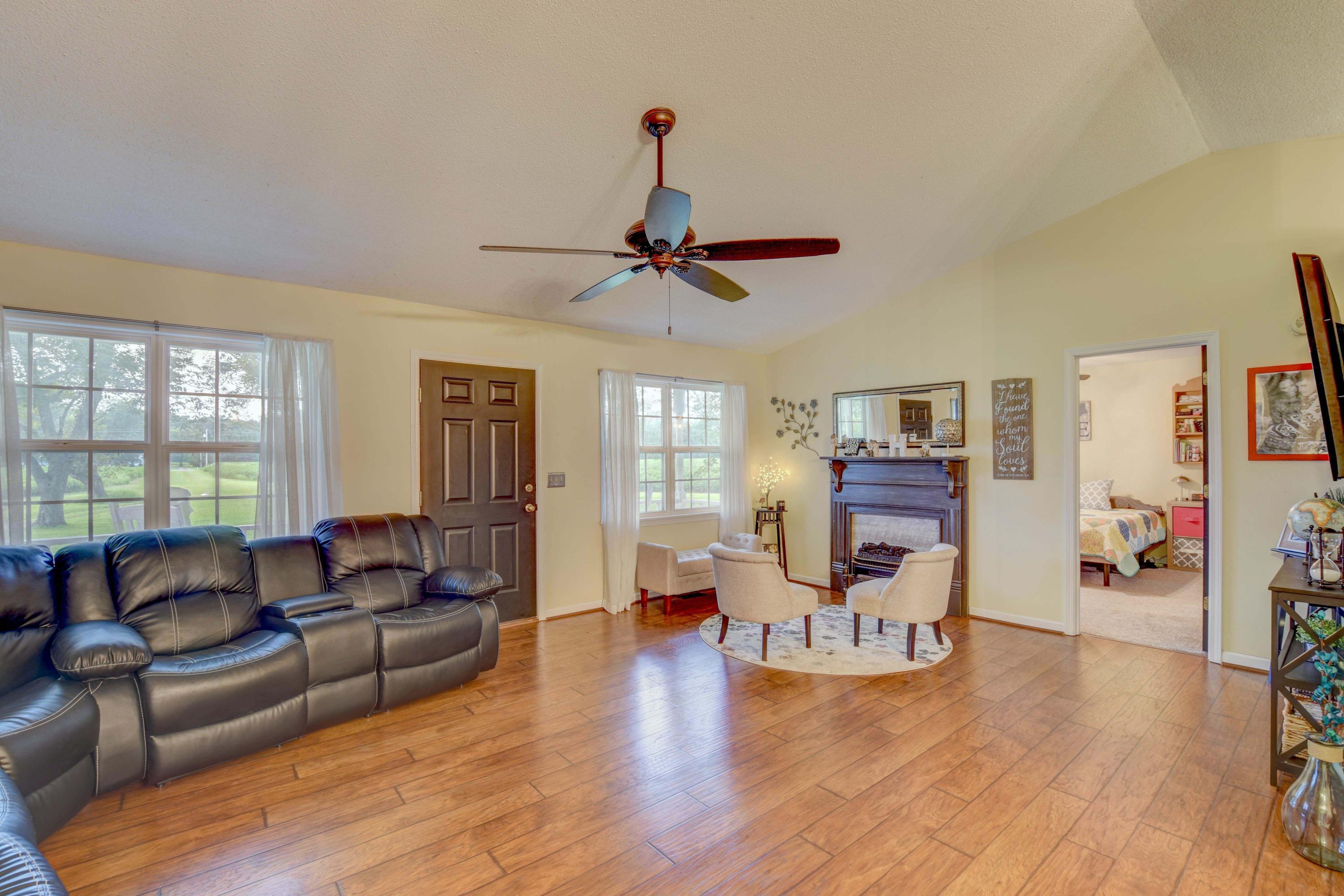 817 Pickett Level Road Elloree, SC 29047 - Photo 11 of 39 817 Pickett level rd 1-32