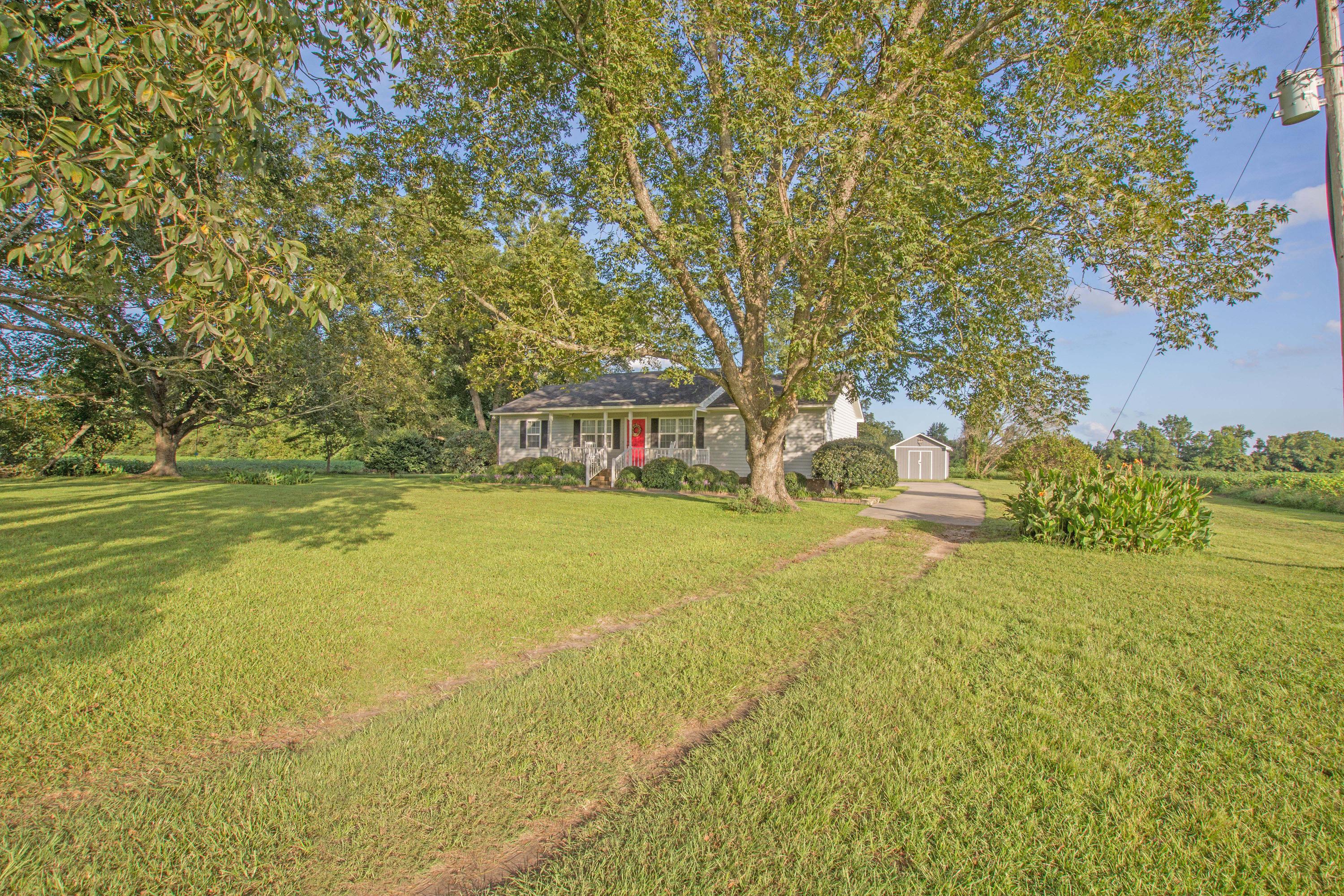 817 Pickett Level Road Elloree, SC 29047 - Photo 8 of 39 817 Pickett level rd 1-5