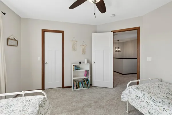 $565,000 | 21421 Hytrail Circle, Lakeville, MN 55044