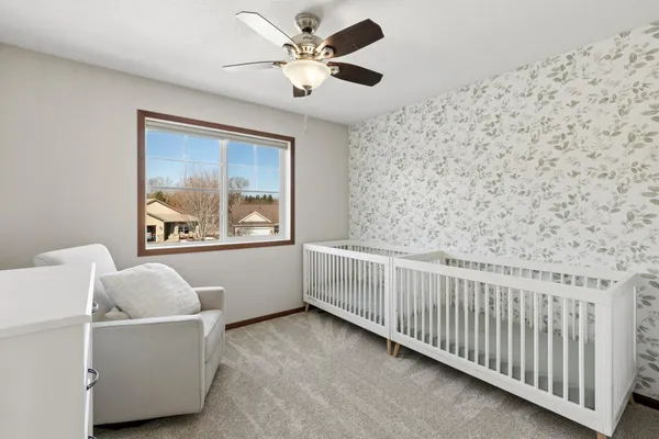 $565,000 | 21421 Hytrail Circle, Lakeville, MN 55044