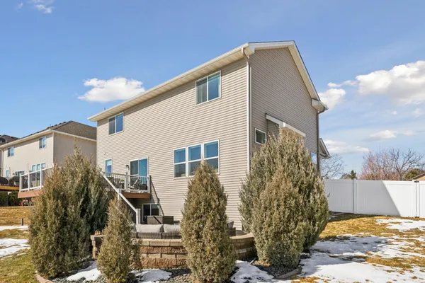 $565,000 | 21421 Hytrail Circle, Lakeville, MN 55044