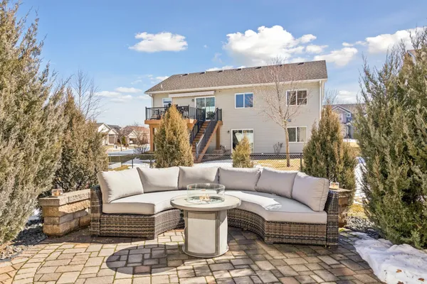 $565,000 | 21421 Hytrail Circle, Lakeville, MN 55044