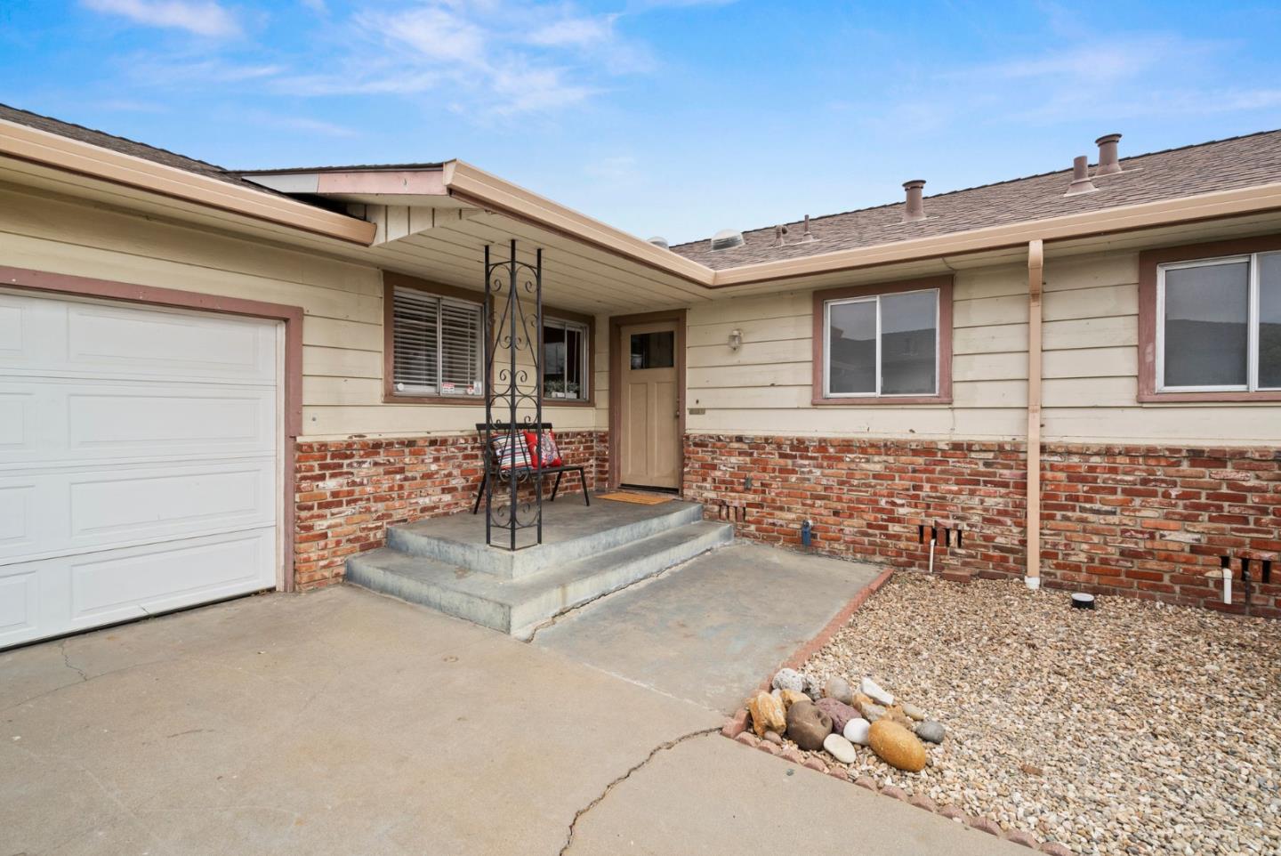 345 Green Valley Road Watsonville, CA 95076 - Photo 4 of 44 a view of a house with a patio