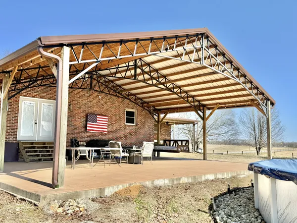 a view of a house with a outdoor space