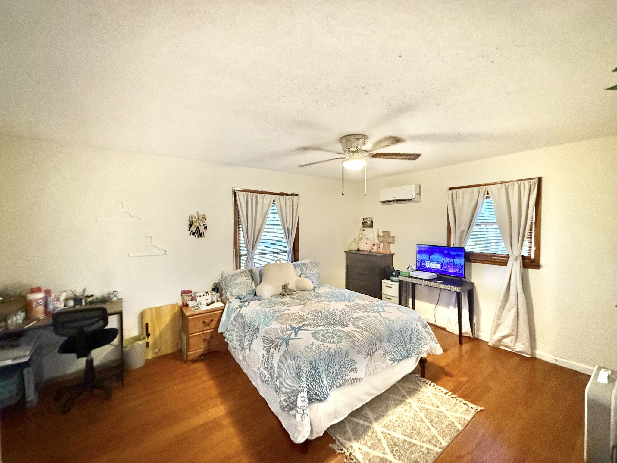 122 McIntyre Road Iron City, TN 38463 - Photo 8 of 15 a bedroom with a bed a table and chair