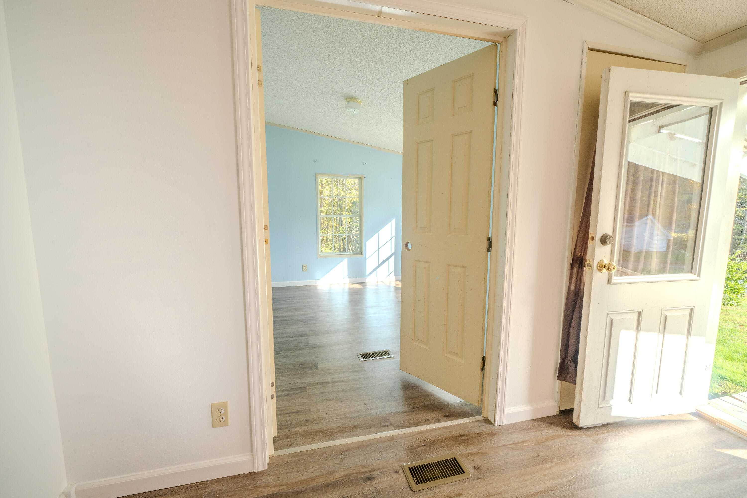 8 Loop Road South Searsport, ME 04974 - Photo 23 of 33 2712