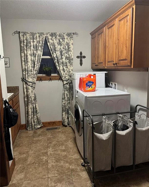 1013 Diamondhead Drive Lawrence, KS 66049 - Photo 8 of 15