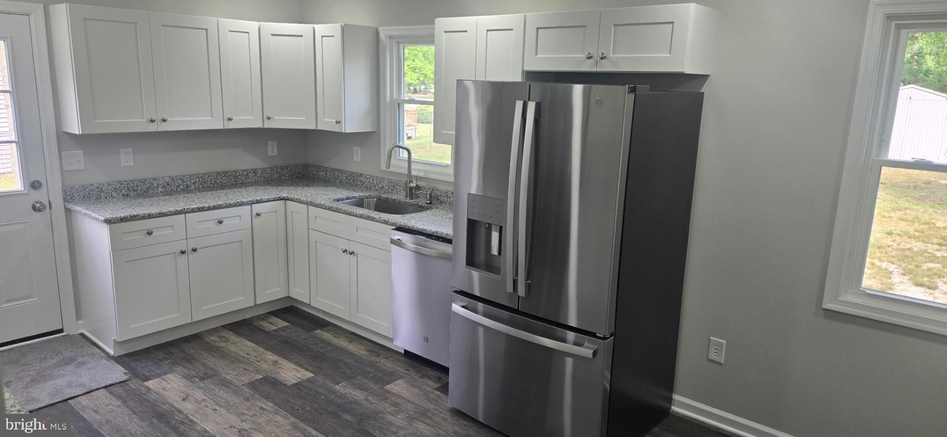626 Cloverfield Lane Harrington, DE 19952 - Photo 6 of 22 Stainless steel appliances