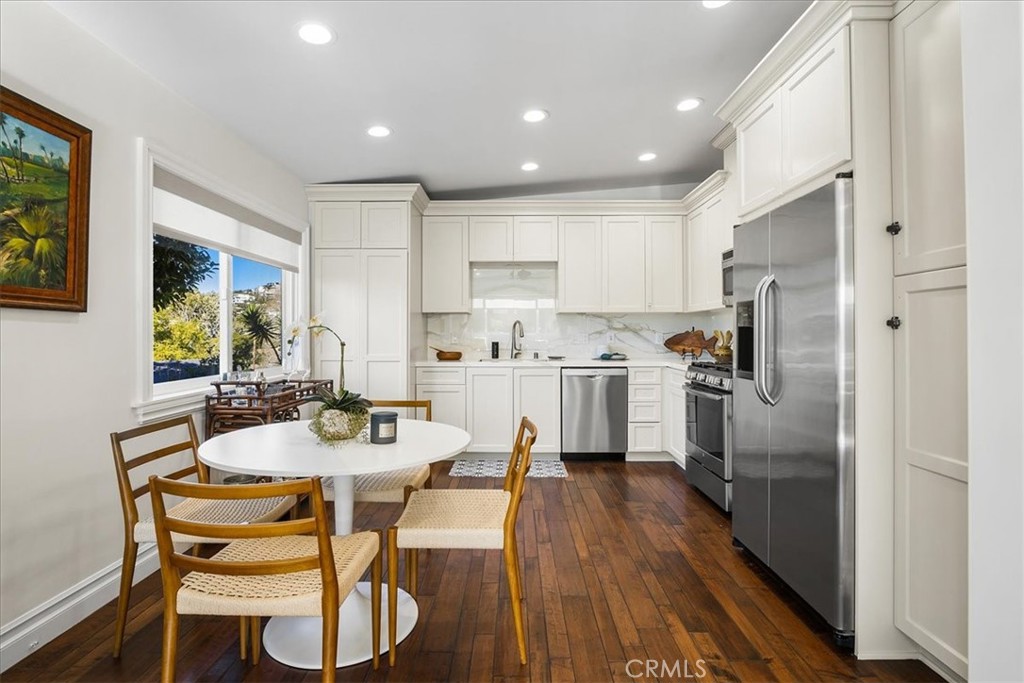 737 Griffith Way Laguna Beach, CA 92651 - Photo 7 of 25