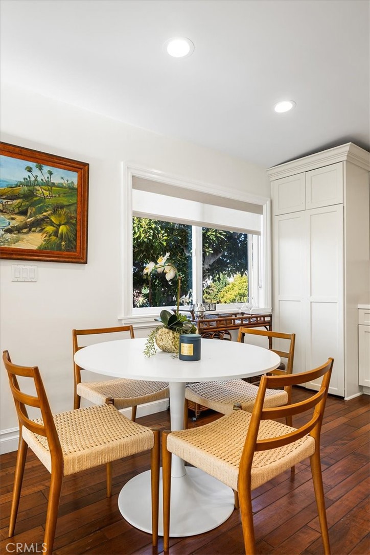 737 Griffith Way Laguna Beach, CA 92651 - Photo 9 of 25 a dining room with furniture and a large window