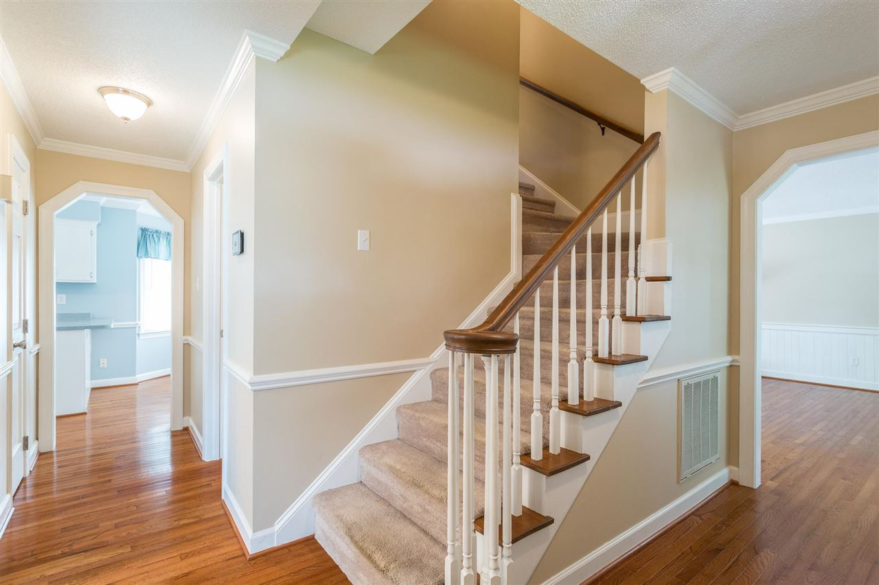 7101 Halstead Lane Raleigh, NC 27613 - Photo 4 of 24 Photo 4