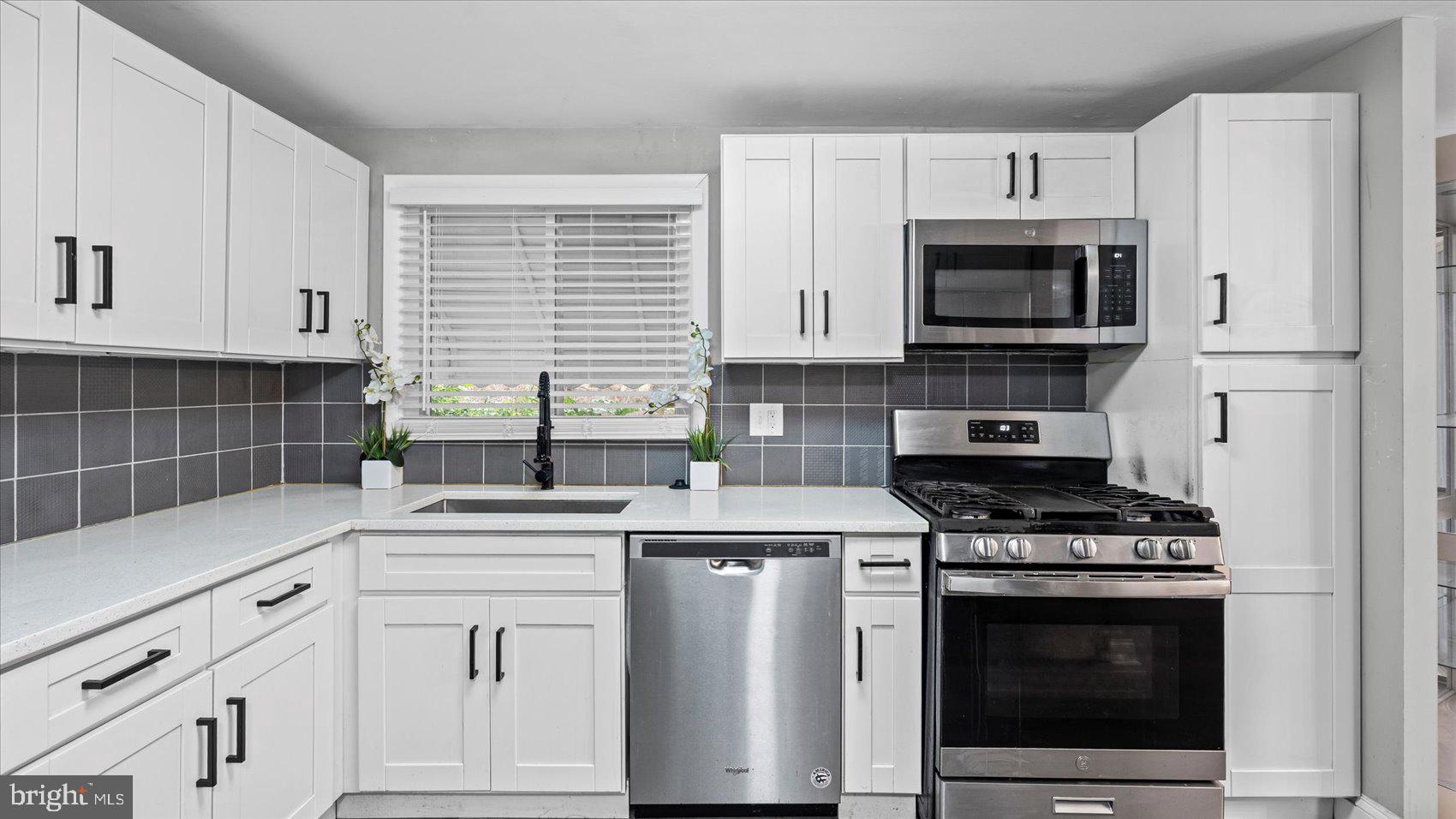 4525 Dresden Road Baltimore, MD 21208 - Photo 13 of 43