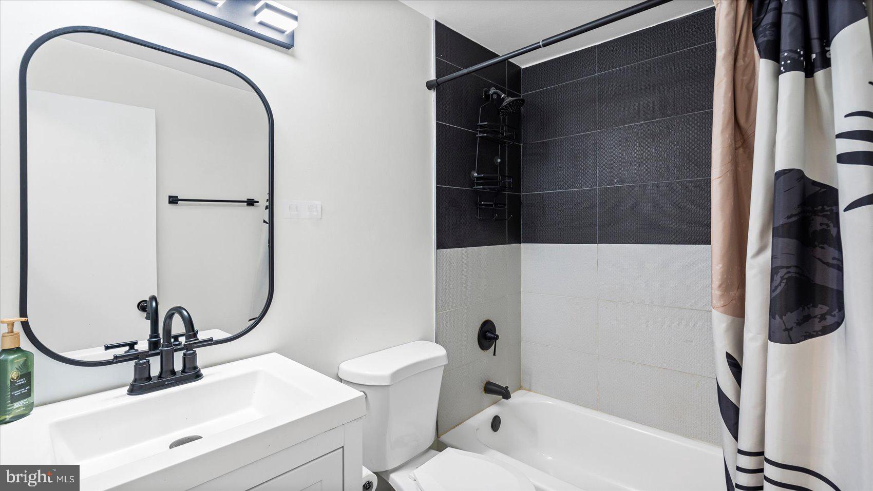 4525 Dresden Road Baltimore, MD 21208 - Photo 27 of 43