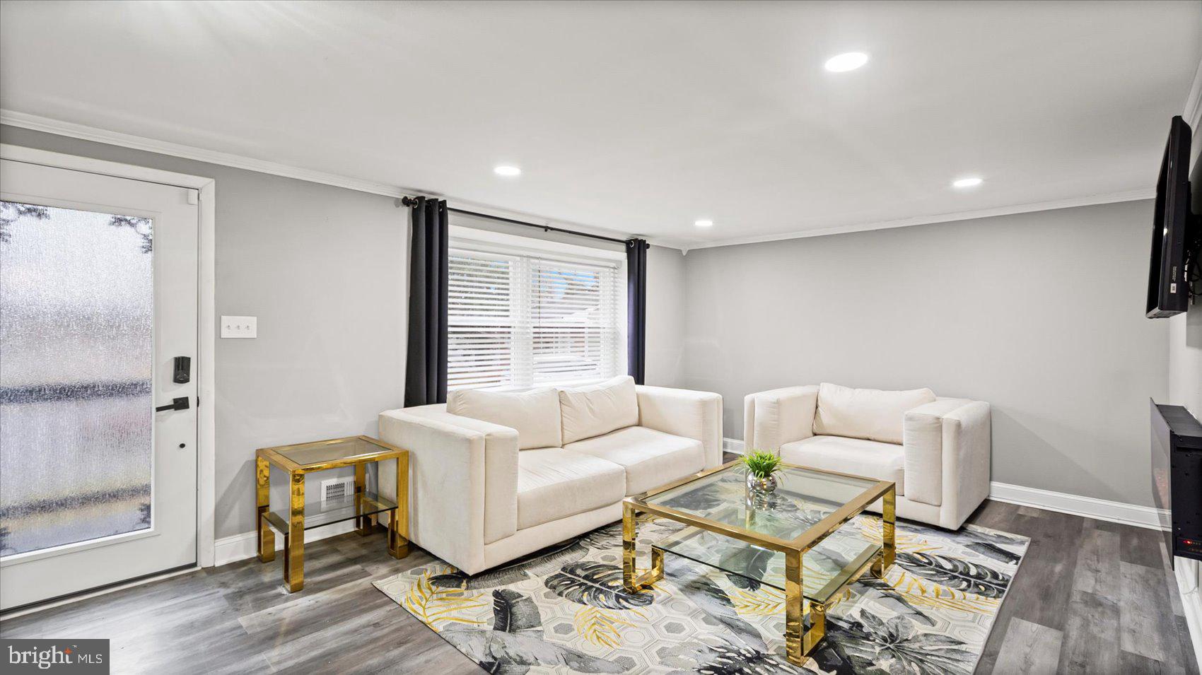 4525 Dresden Road Baltimore, MD 21208 - Photo 7 of 43