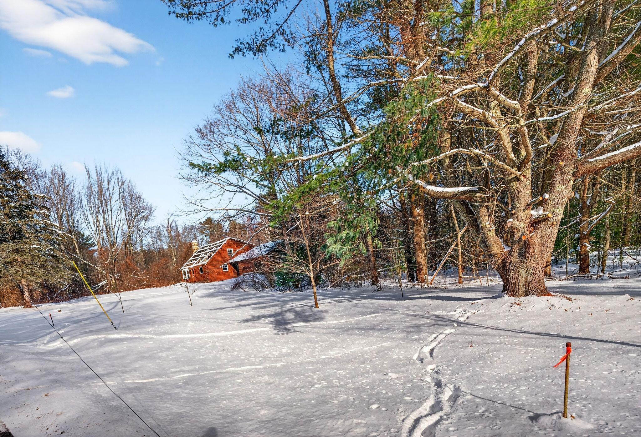 61 Woodside Road Brunswick, ME 04011 - Photo 4 of 12 61 Woodside4_DSC05863