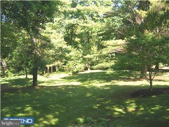 535 Valley View Road Langhorne, PA 19047 - Photo 12 of 12 Exterior Back