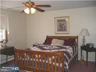 535 Valley View Road Langhorne, PA 19047 - Photo 8 of 12 Bedroom - Main