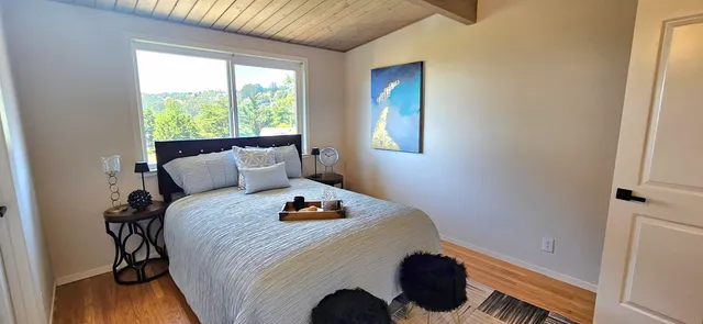 $1,095,000 | 7030 Snake Road, Oakland, CA 94611