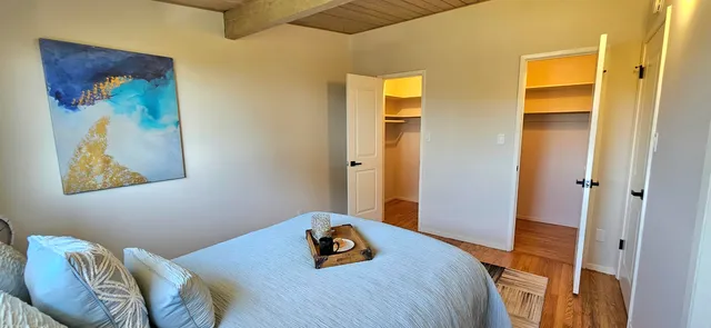 $1,095,000 | 7030 Snake Road, Oakland, CA 94611