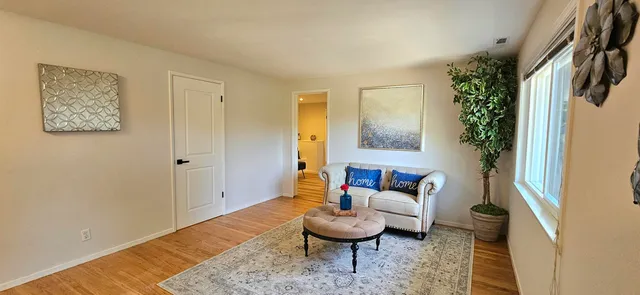 $1,095,000 | 7030 Snake Road, Oakland, CA 94611