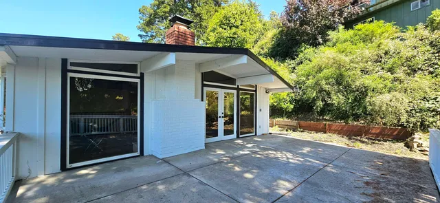$1,095,000 | 7030 Snake Road, Oakland, CA 94611