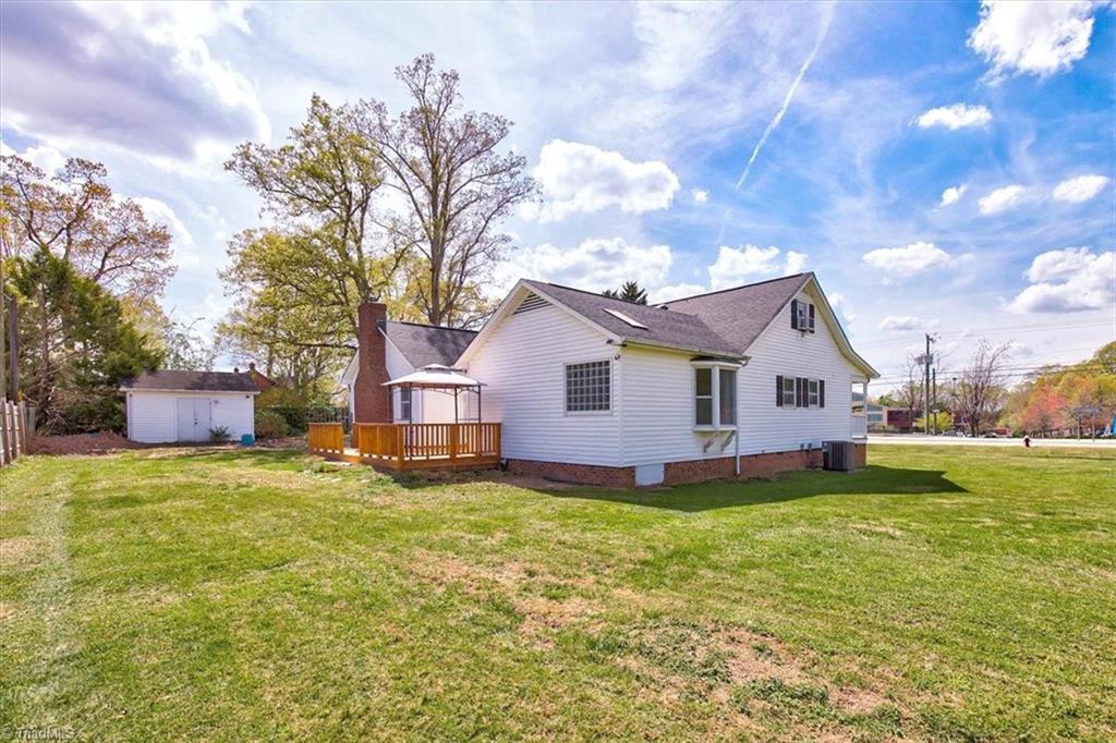 1229 Guilford College Road Jamestown, NC 27282 - Photo 41 of 42