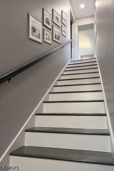 206 Talmage Avenue Bound Brook, NJ 08805 - Photo 2 of 18 a view of entryway