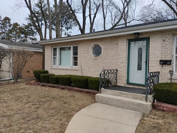 $580,000 | 9741 North Kildare Avenue, Skokie, IL 60076