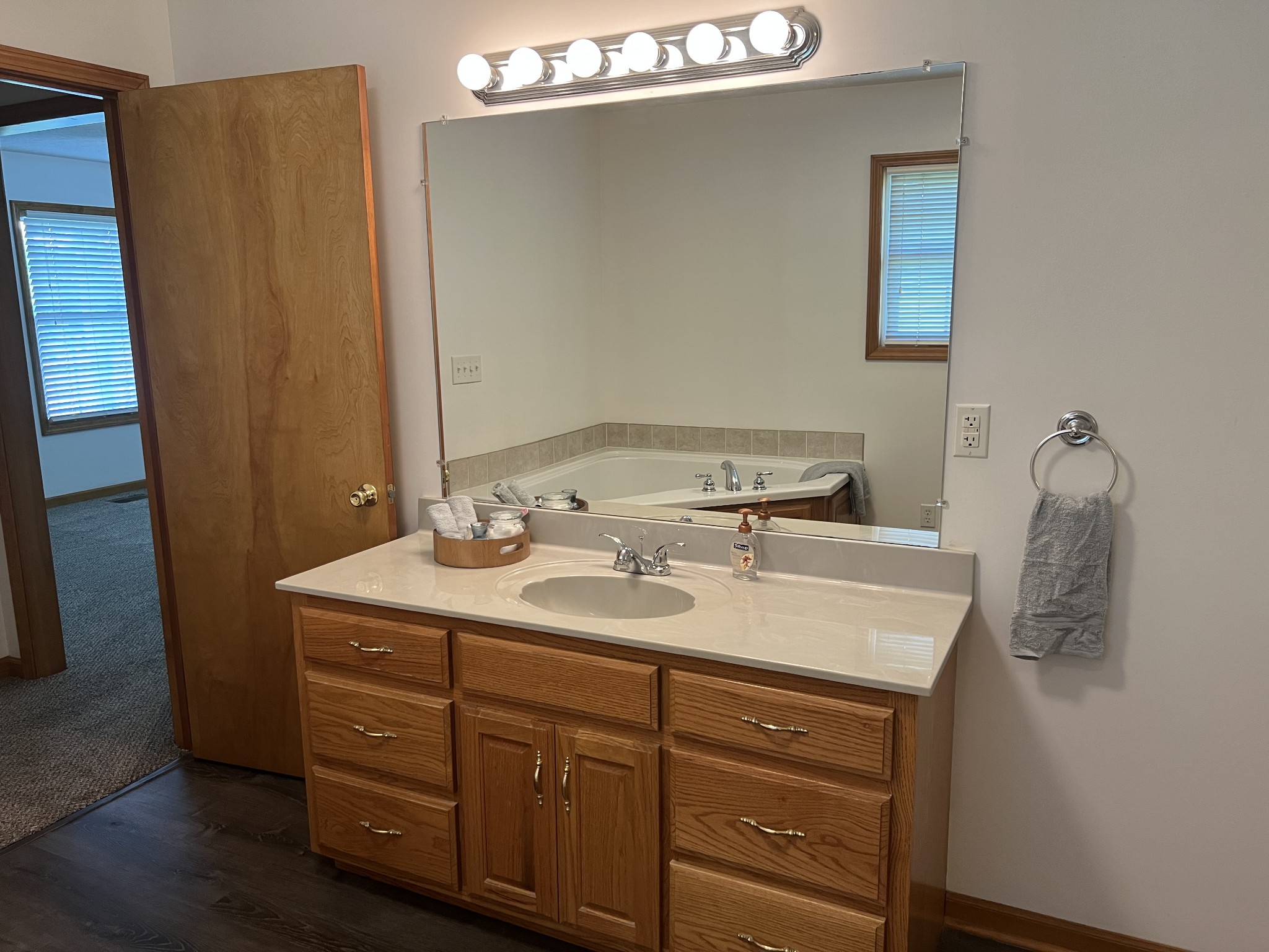 152 Bosham Road Westmoreland, TN 37186 - Photo 7 of 53 a bathroom with a sink and a mirror