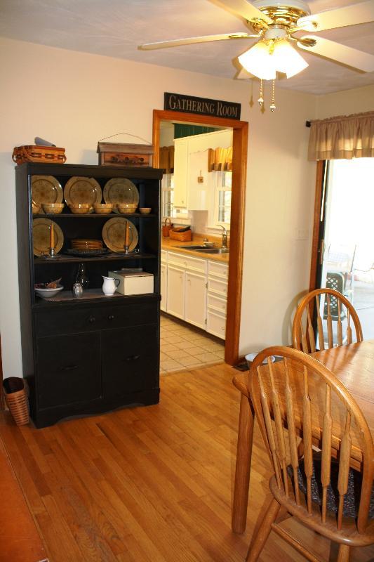 4912 Ferguson Valley Road Roanoke, VA 24014 - Photo 13 of 52 Dining Room (4)
