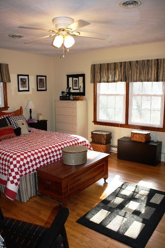 4912 Ferguson Valley Road Roanoke, VA 24014 - Photo 19 of 52 Bedroom 2 (2)