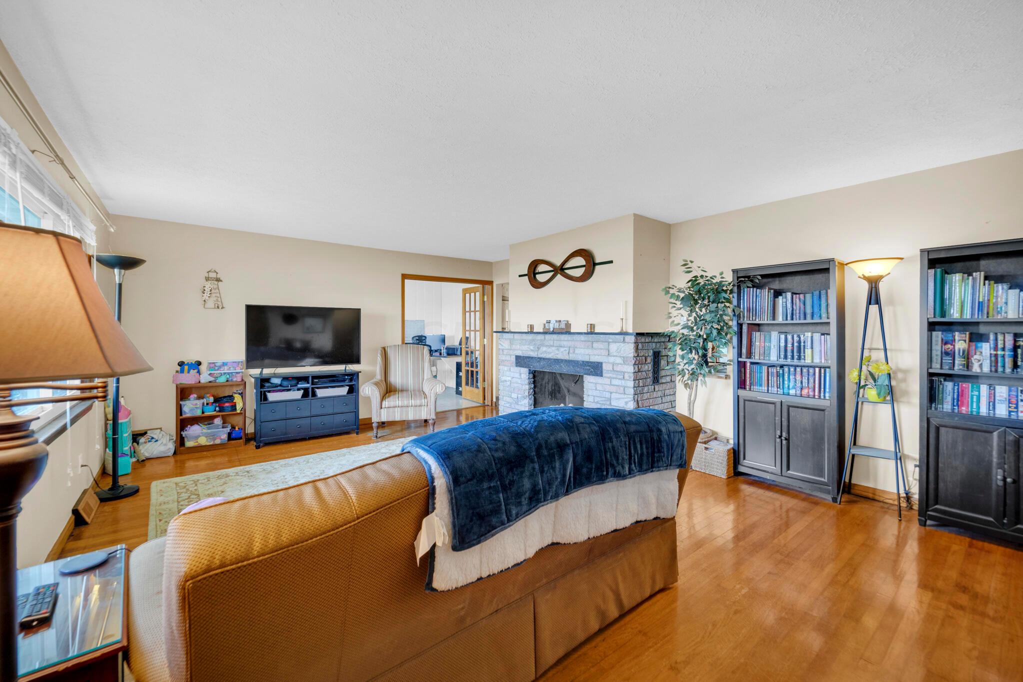 4230 Elliot Rd MLS_23