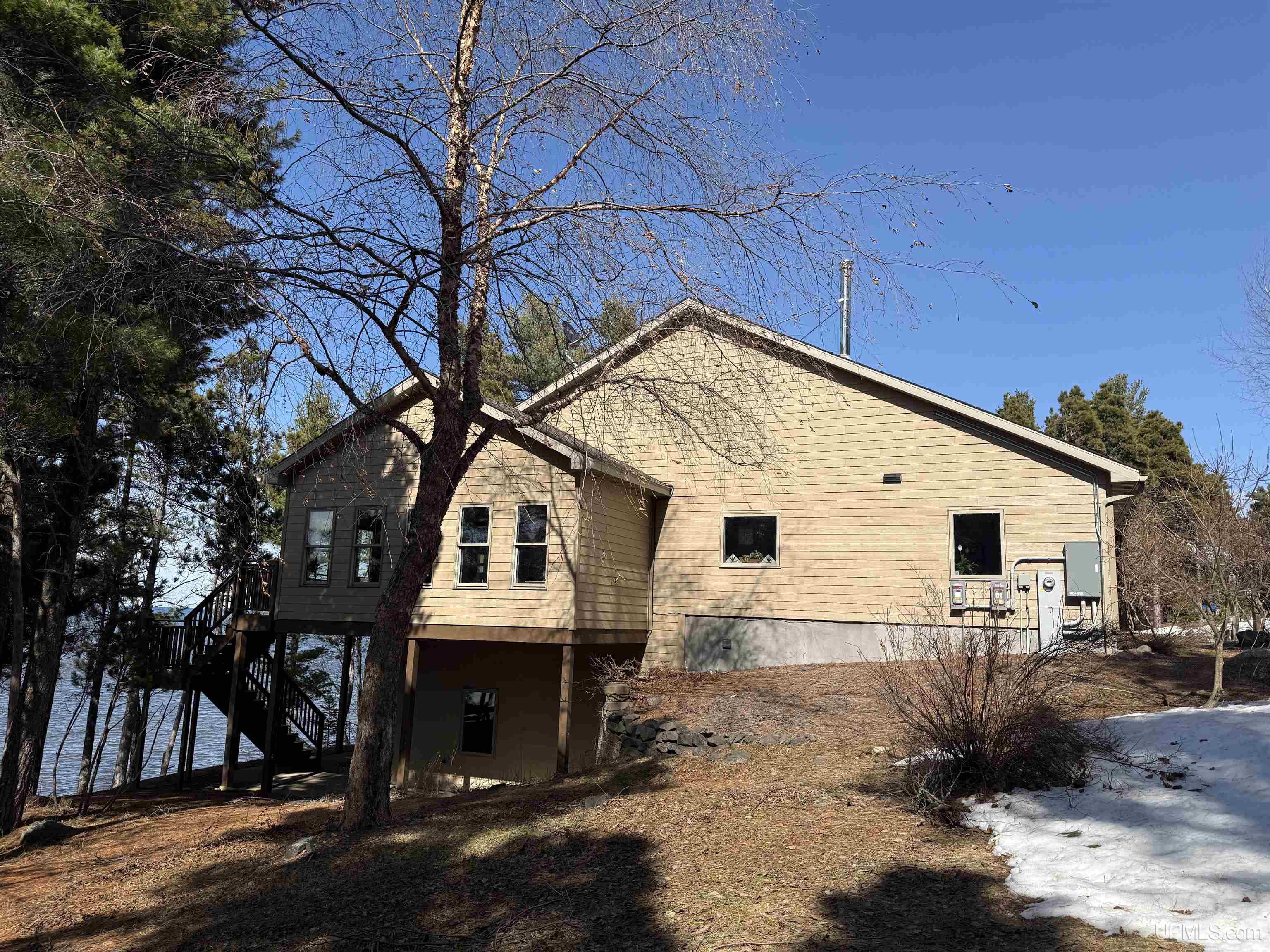 6531 5 Mile Pt Road Allouez, MI 49805 - Photo 21 of 93