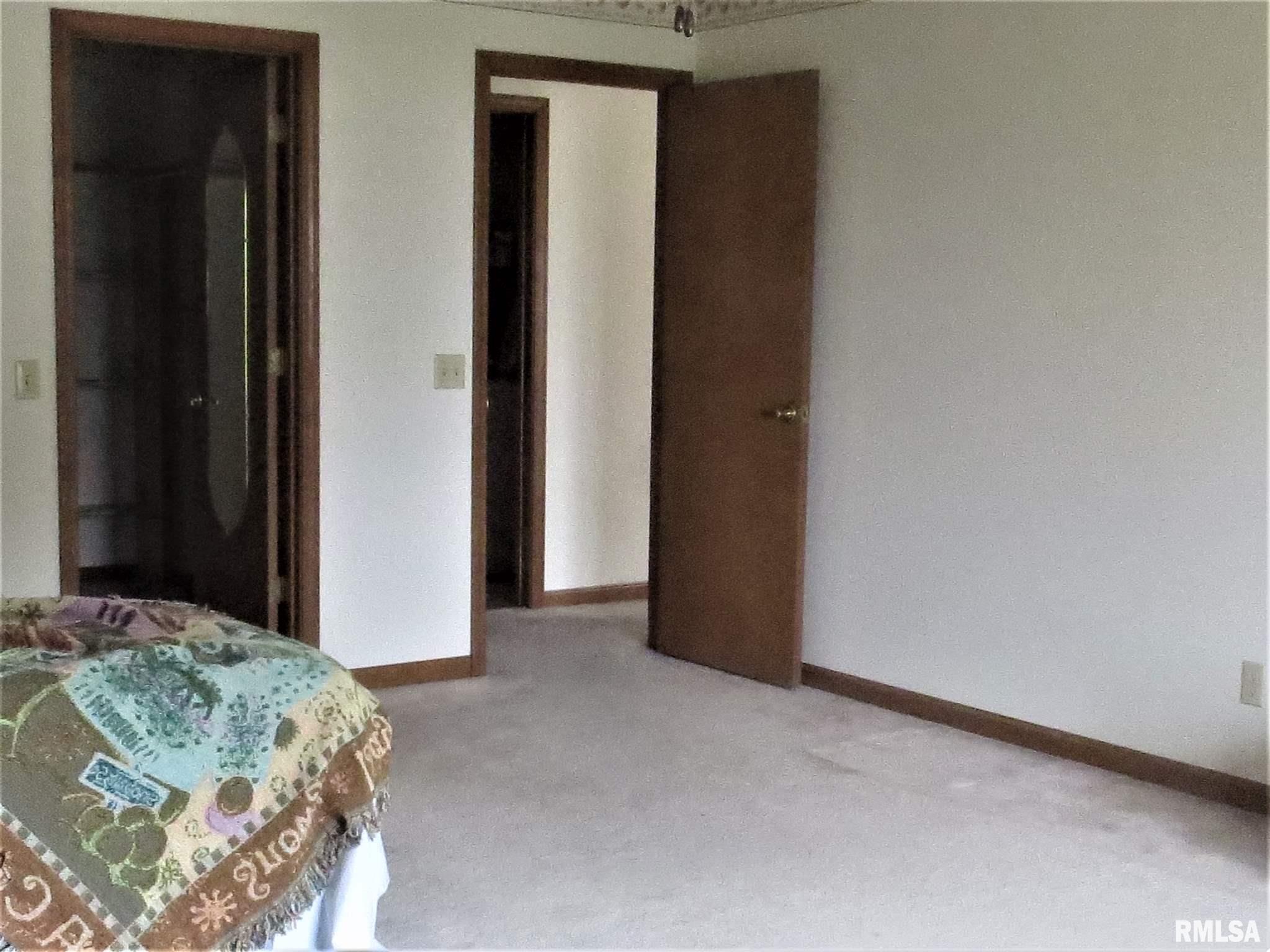 3108 Cascade Drive Springfield, IL 62704 - Photo 13 of 23 Gallery Image 13