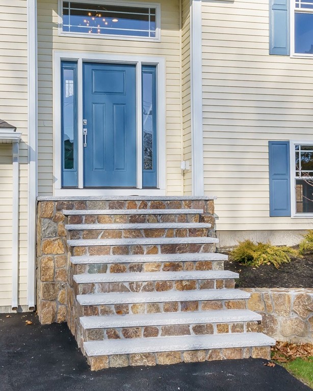 49 Sonning Road Beverly, MA 01915 - Photo 5 of 30 Gallery Image 5