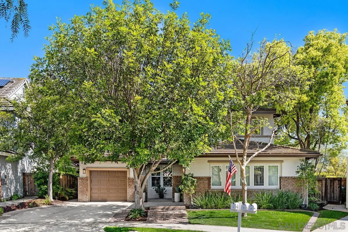 6 Reston Way Ladera Ranch, CA 92694 - Photo 30 of 39 a front view of a house with a garden