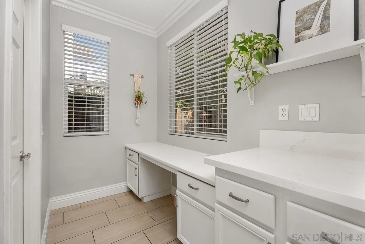 6 Reston Way Ladera Ranch, CA 92694 - Photo 10 of 39 a room with window and cabinets